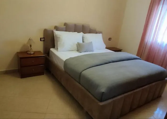 Апартаменты David's In - Near Old Town